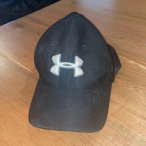 Euc under armour hat 1-3 years size small